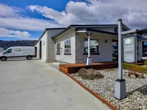 Cromwell Lifestyle with a Proven Joinery Business