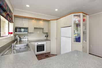 157 Middle Road, Allenton