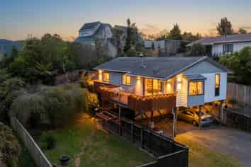 6 Serenity Grove, Maoribank