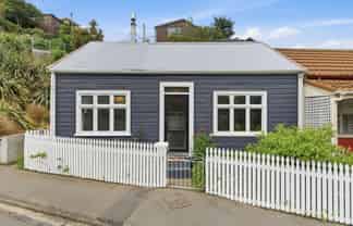 12 Hawkhurst Road, Lyttelton