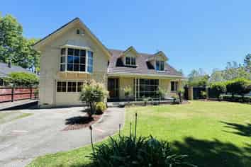 37 Helmores Lane, Merivale