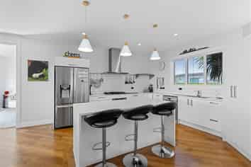 16 Palm View Terrace, Gulf Harbour