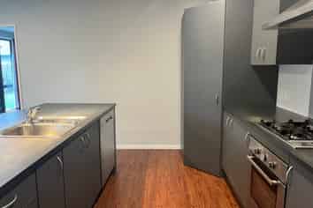 24 Heathridge Place, Lincoln