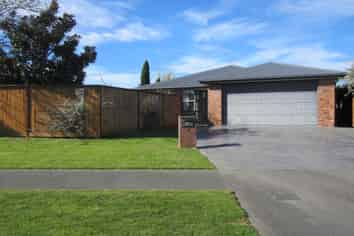 24 Heathridge Place, Lincoln
