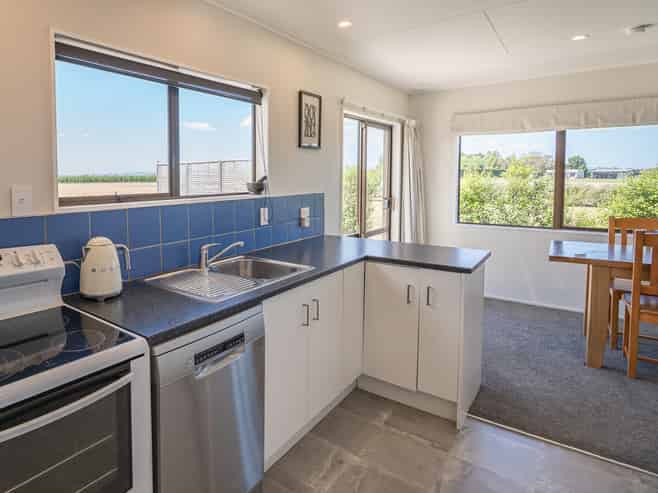 36 Carrick Road, Twyford