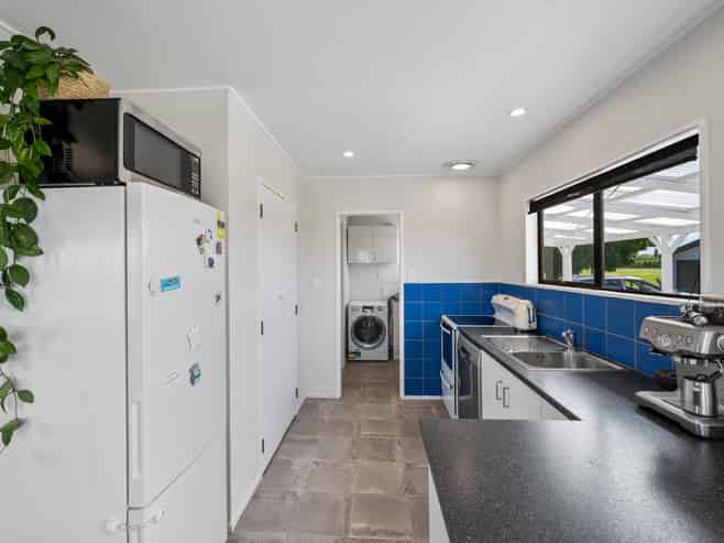 36 Carrick Road, Twyford