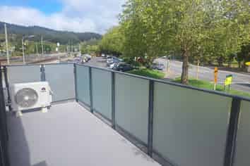 1/200-202 Fergusson Drive , Heretaunga