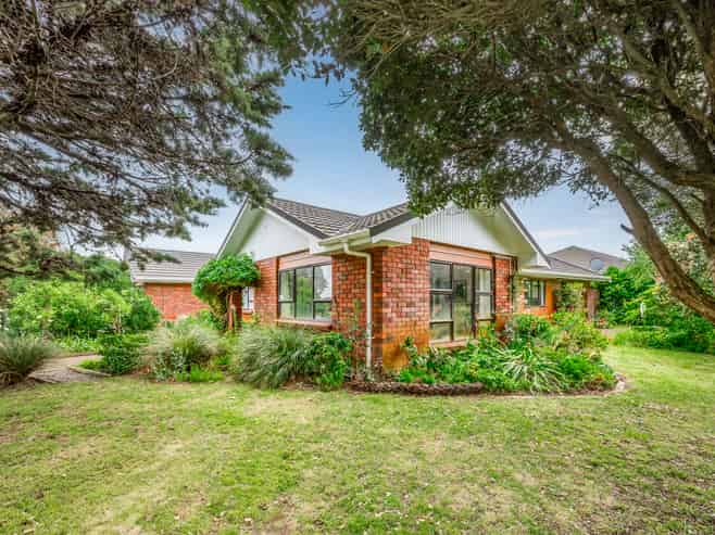 3 The Avenue, Paraparaumu Beach