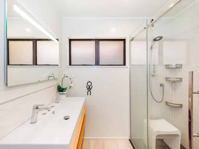 3 The Avenue, Paraparaumu Beach