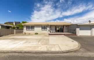 2/177 Main Road Clive, Clive