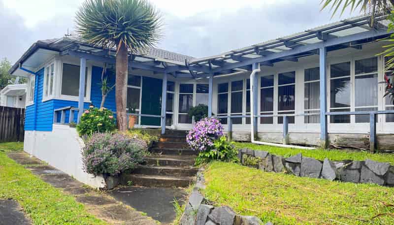 25 Taharoto Road, Takapuna