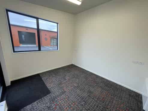 Quality warehouses with office in Rolleston