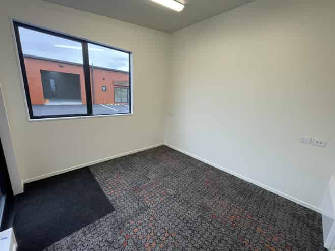 Quality warehouses with office in Rolleston