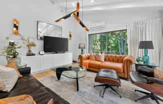 43 Ridgewood Crescent, Birkenhead