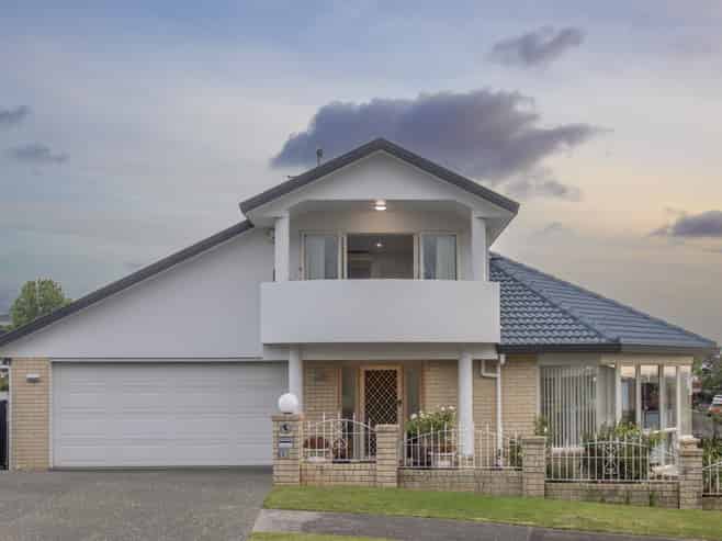 16 McCahill Views, Botany Downs