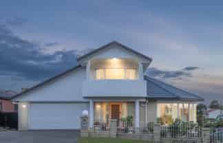 16 McCahill Views, Botany Downs