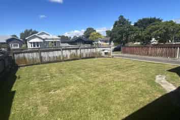 24 Hereford Street, West End