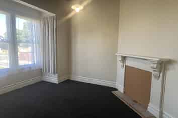 24 Hereford Street, West End