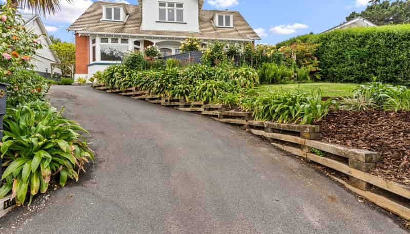 159 Victoria Road, Saint Clair