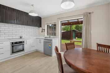 15 Corlett Street, Utuhina