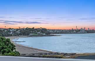 17B Cliff Road, Saint Heliers