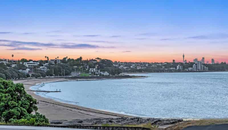 17B Cliff Road, Saint Heliers