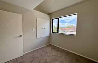 Auckland - Address withheld