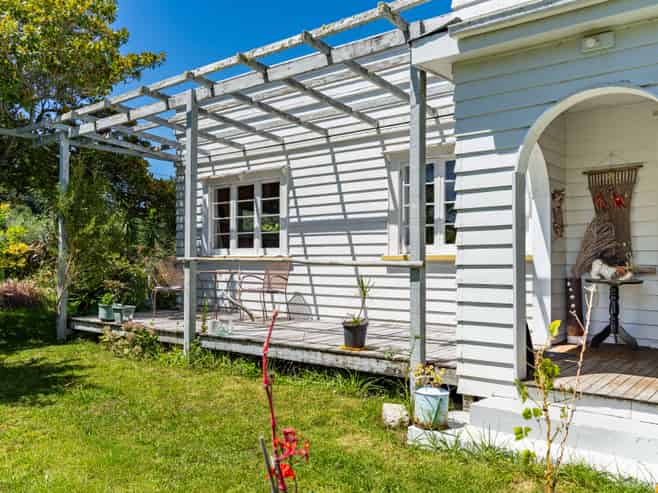 881 Whakapirau Road, Whakapirau