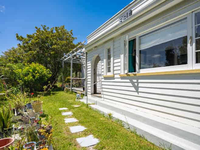 881 Whakapirau Road, Whakapirau