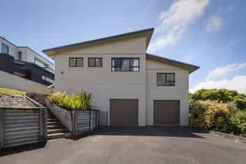 2 Mayor View Terrace, Waihi Beach