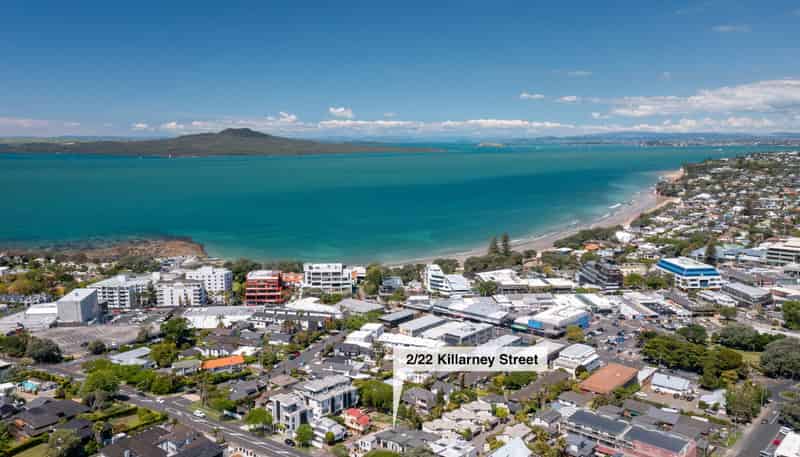 2/22 Killarney Street, Takapuna
