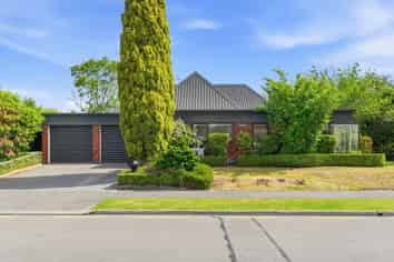 2 Cottesmore Close, Burnside