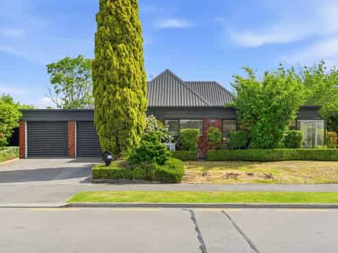 2 Cottesmore Close, Burnside