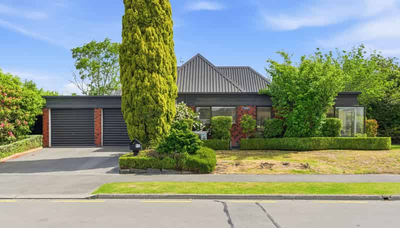 2 Cottesmore Close, Burnside