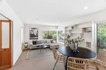 2 Cottesmore Close, Burnside