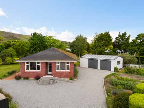 76 Fache Street, Clyde