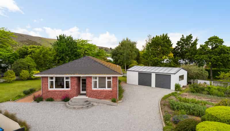 76 Fache Street, Clyde