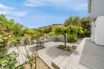 82B Kirton Drive, Riverstone Terraces