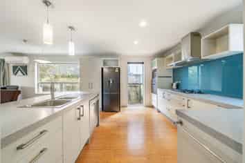 82B Kirton Drive, Riverstone Terraces