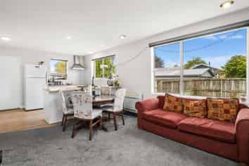 2/10 William Street, Lincoln