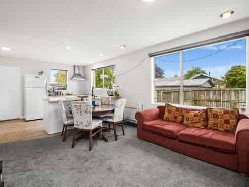 2/10 William Street, Lincoln