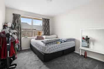 2/10 William Street, Lincoln