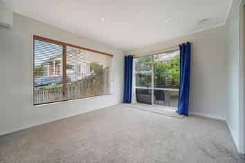 18 Tenbless Court, Unsworth Heights