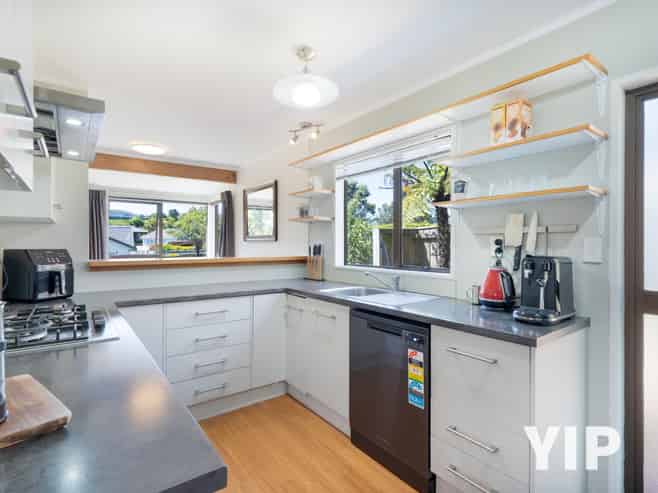 30 Guadeloupe Crescent, Grenada Village