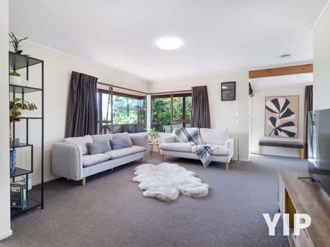 30 Guadeloupe Crescent, Grenada Village