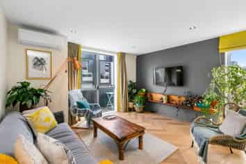 38/120 Rintoul Street, Newtown