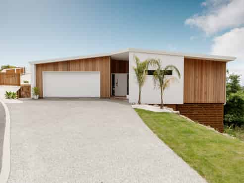 63 Hart Road, Richmond