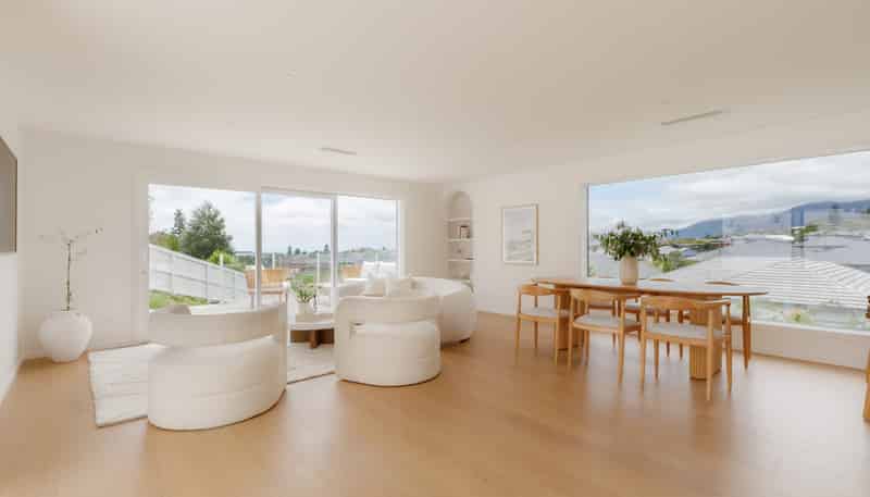 63 Hart Road, Richmond