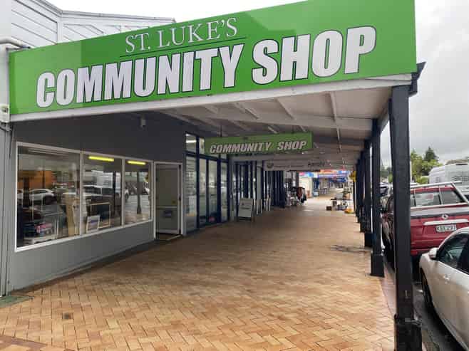 Retail or services - For Lease