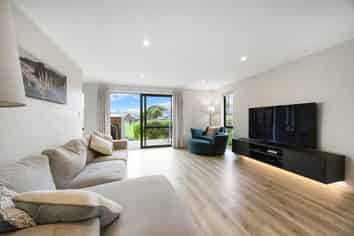 2a Albionvale Road, Glen Eden